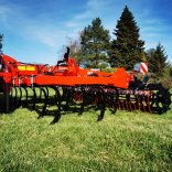 CL 35 Canadien Cultivator